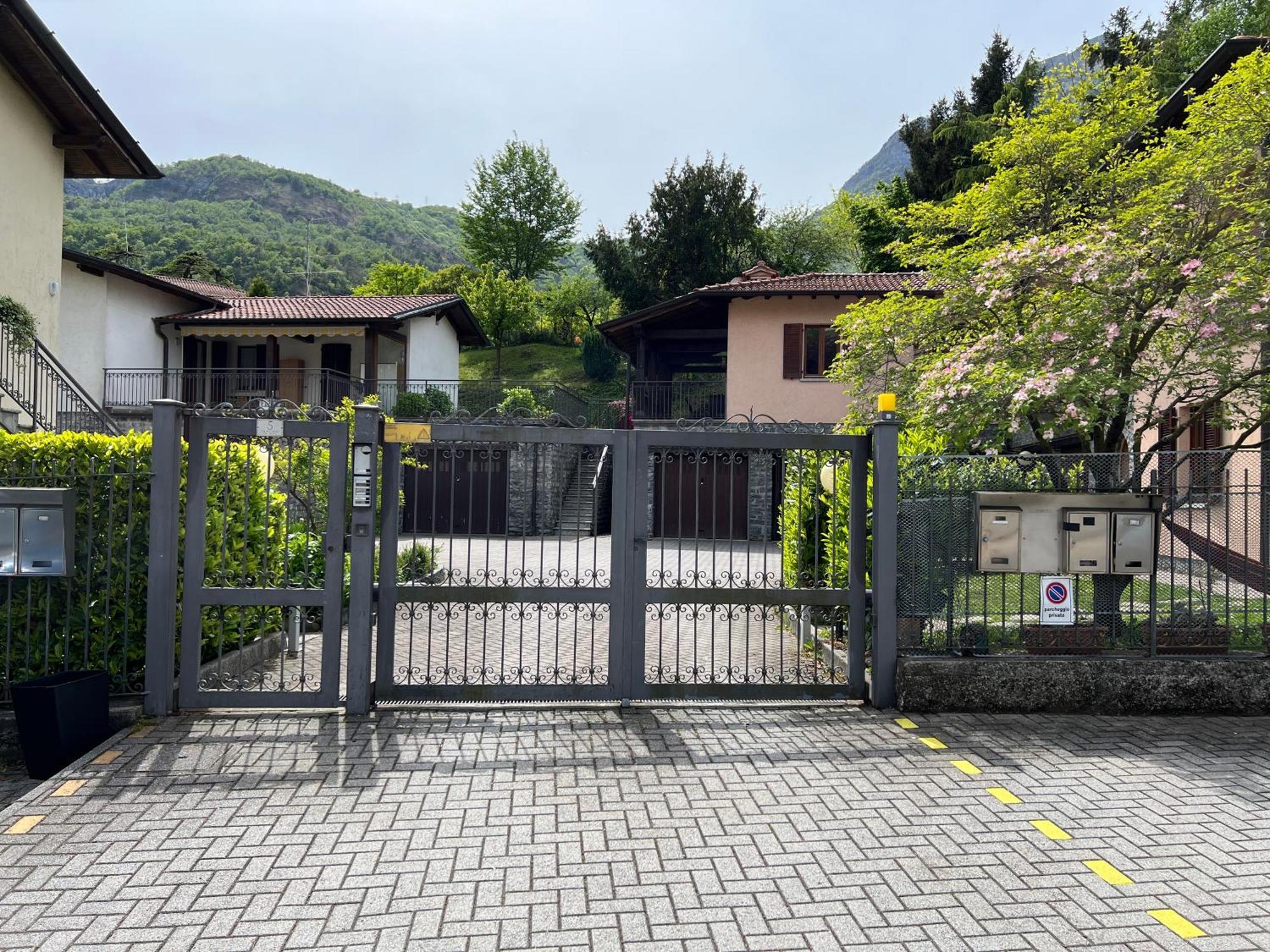 Vila L'Acero Rosso - Giardino Privato E Box Auto Menaggio Exteriér fotografie